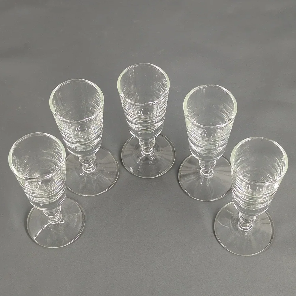 Unbranded set five
